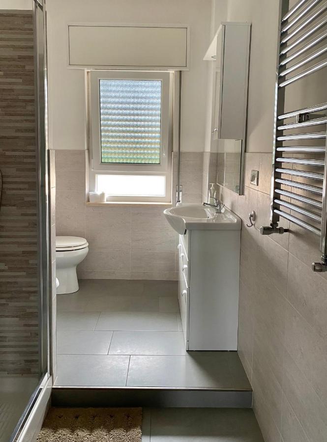 Bed and Breakfast Tres Joli Roma Esterno foto