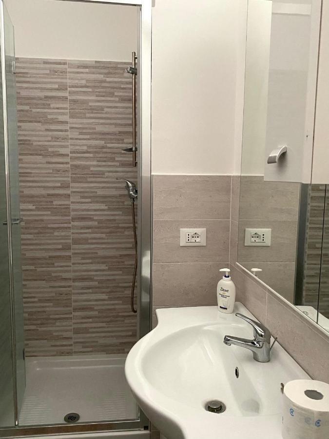 Bed and Breakfast Tres Joli Roma Esterno foto